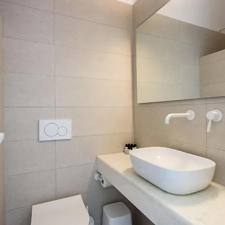 Vounali 4* Naousa (Paros)